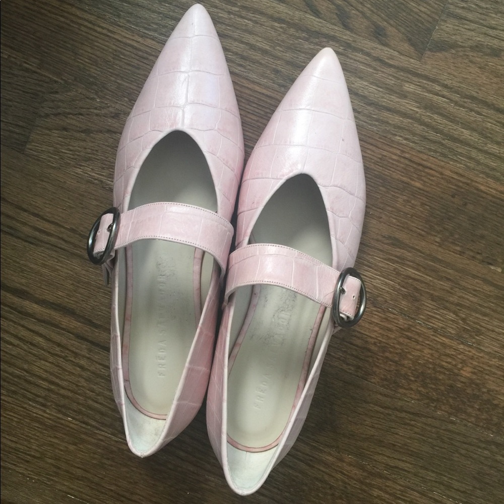 Freda Salvador Blush Pointed Toe Flats